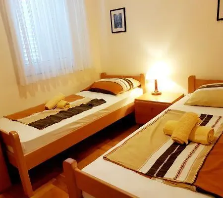 Ara-aradi Apartament Baška