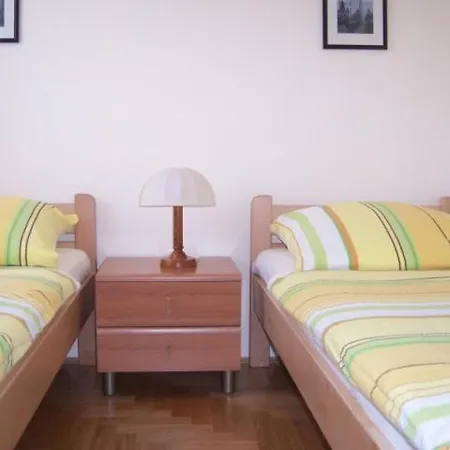 Apartament Ara-aradi